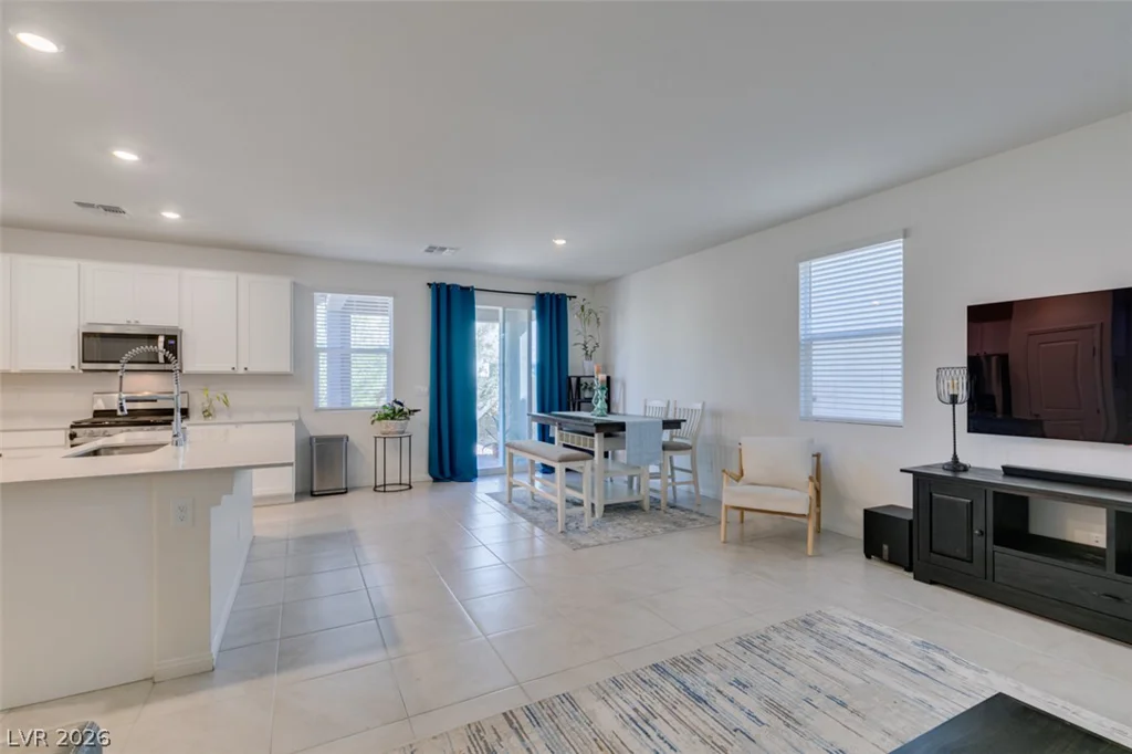 4266 Golden Fleece, Las Vegas, NV 89141