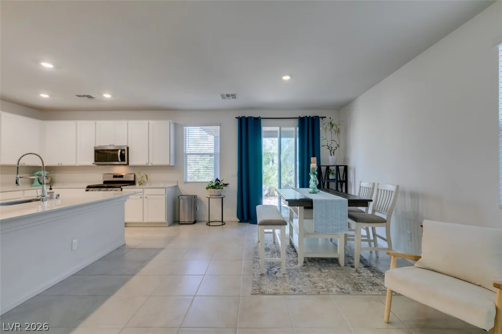 4266 Golden Fleece, Las Vegas, NV 89141