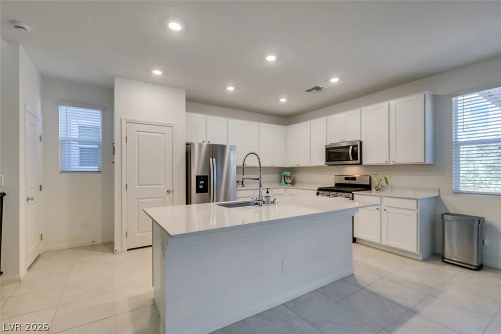 4266 Golden Fleece, Las Vegas, NV 89141