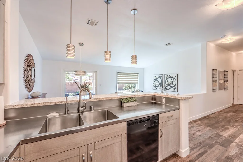 2093 Joy View, Henderson, NV 89012