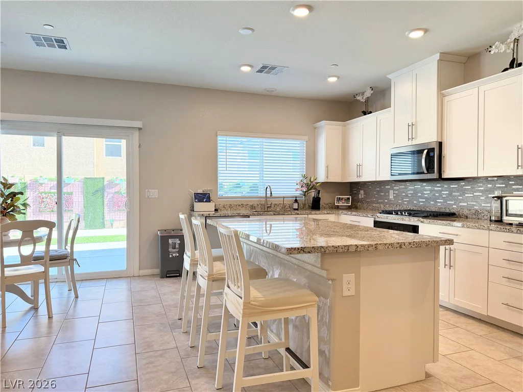 10772 Hickam, Las Vegas, NV 89129
