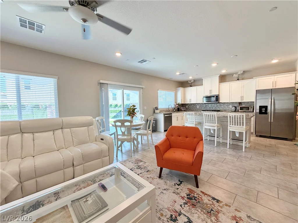 10772 Hickam, Las Vegas, NV 89129