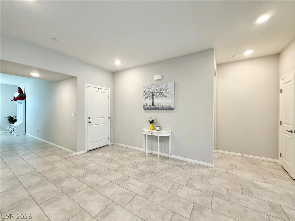 10772 Hickam, Las Vegas, NV 89129