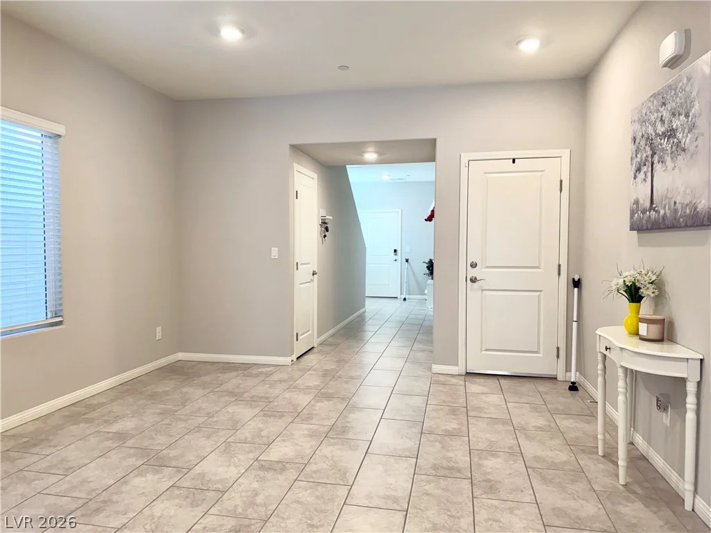 10772 Hickam, Las Vegas, NV 89129