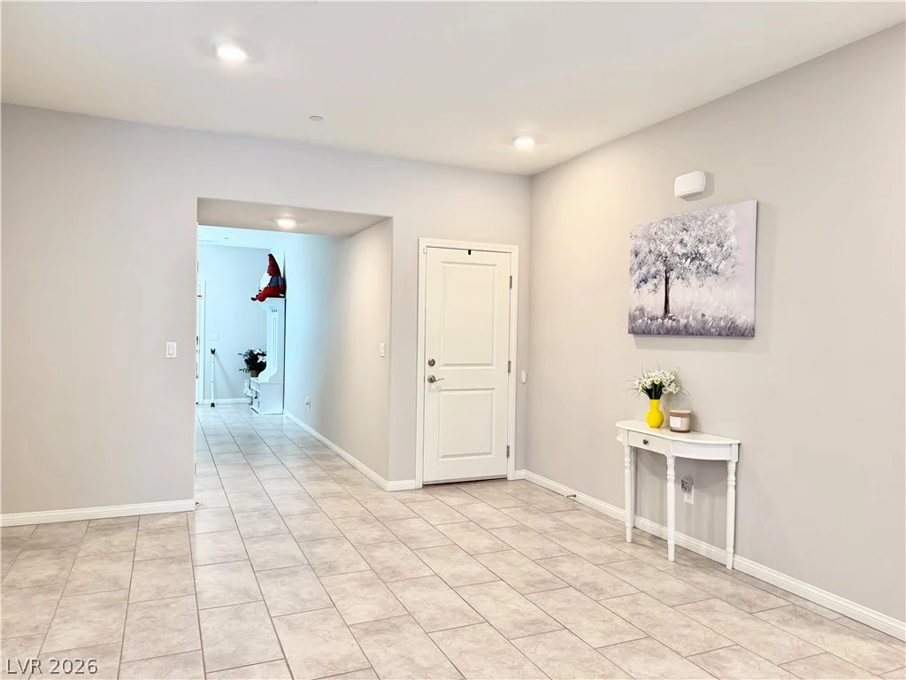 10772 Hickam, Las Vegas, NV 89129