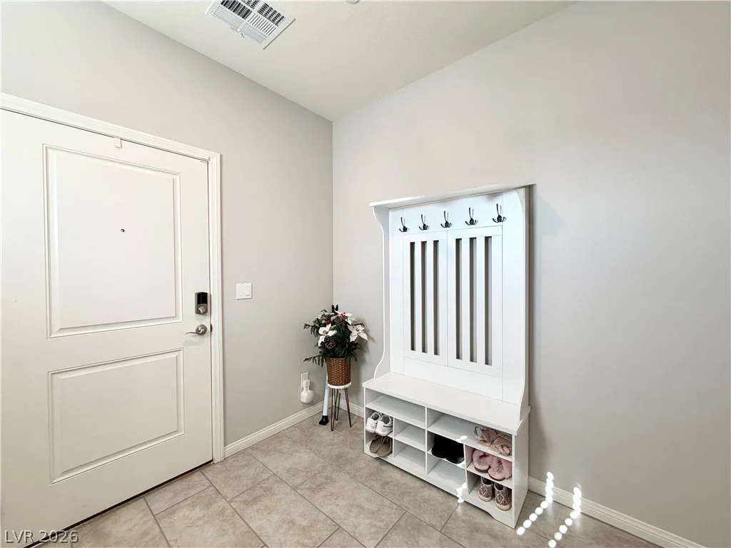 10772 Hickam, Las Vegas, NV 89129