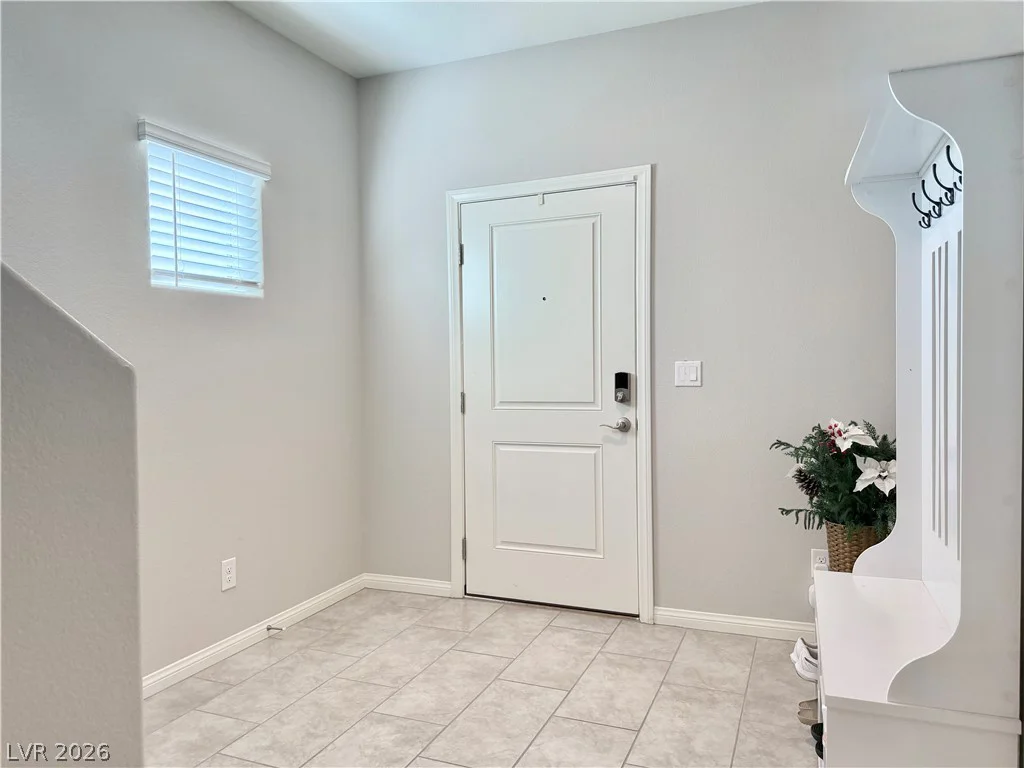 10772 Hickam, Las Vegas, NV 89129