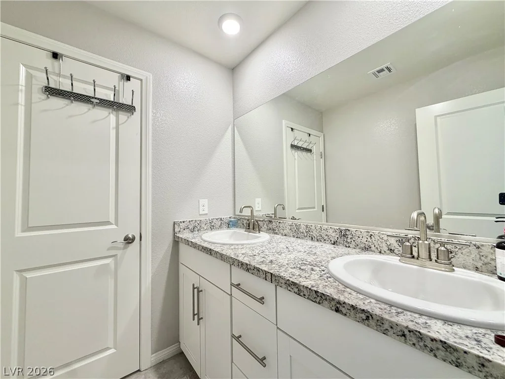 10772 Hickam, Las Vegas, NV 89129