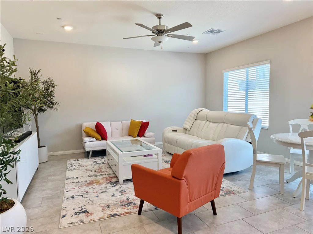 10772 Hickam, Las Vegas, NV 89129