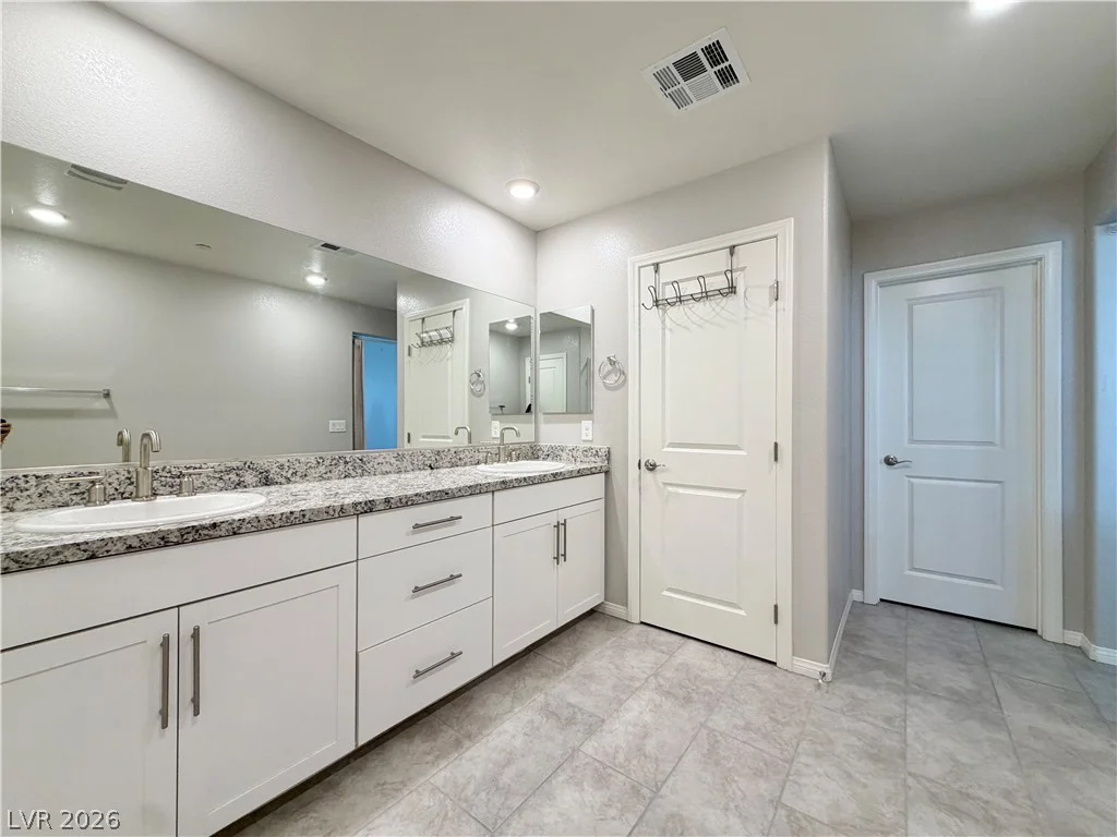 10772 Hickam, Las Vegas, NV 89129