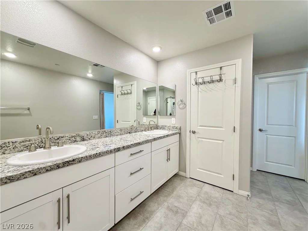 10772 Hickam, Las Vegas, NV 89129