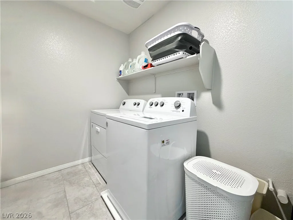 10772 Hickam, Las Vegas, NV 89129