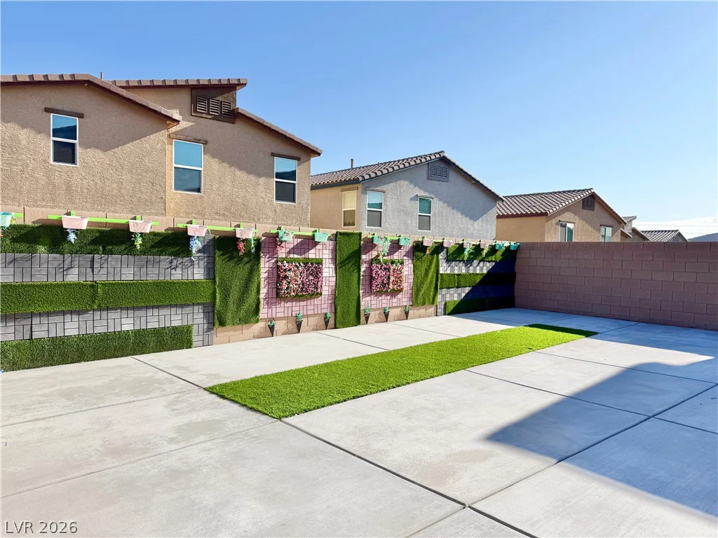 10772 Hickam, Las Vegas, NV 89129