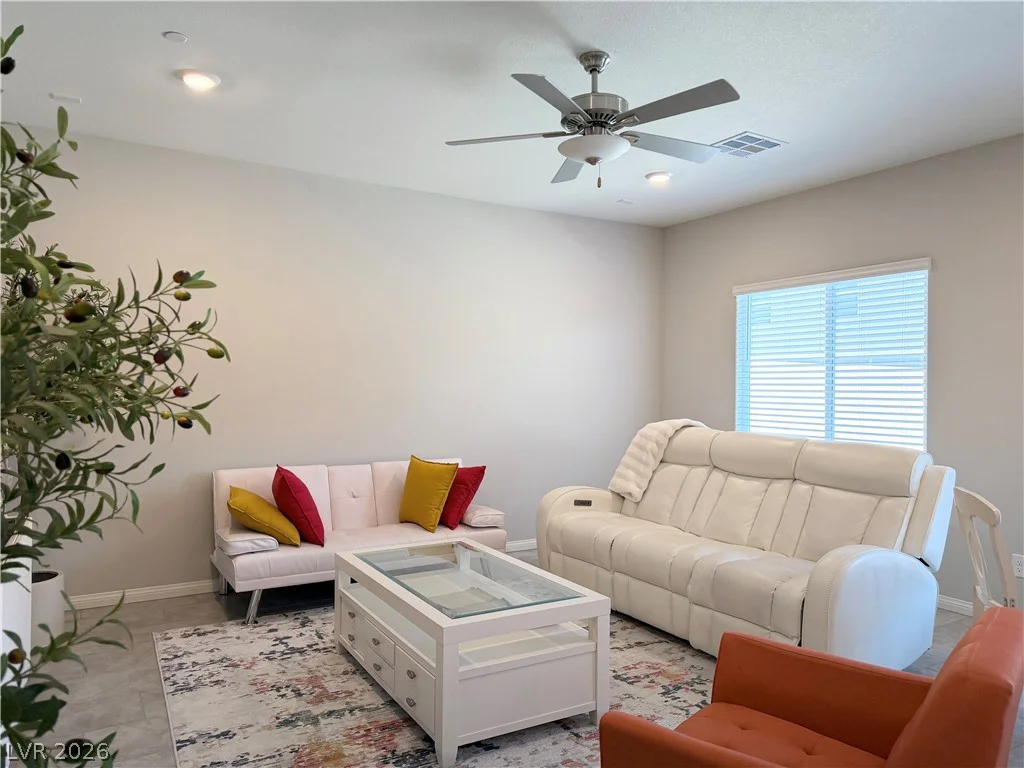 10772 Hickam, Las Vegas, NV 89129