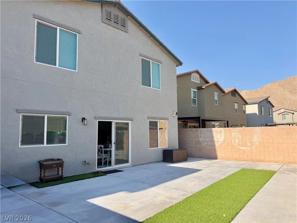 10772 Hickam, Las Vegas, NV 89129