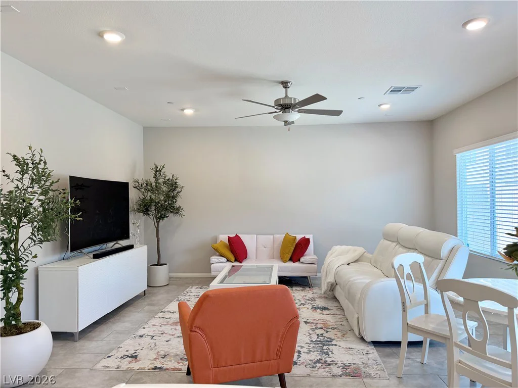 10772 Hickam, Las Vegas, NV 89129