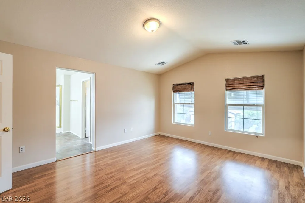 8684 Rowland Bluff, Las Vegas, NV 89178
