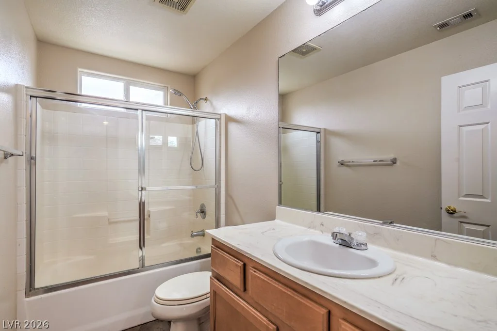 8684 Rowland Bluff, Las Vegas, NV 89178