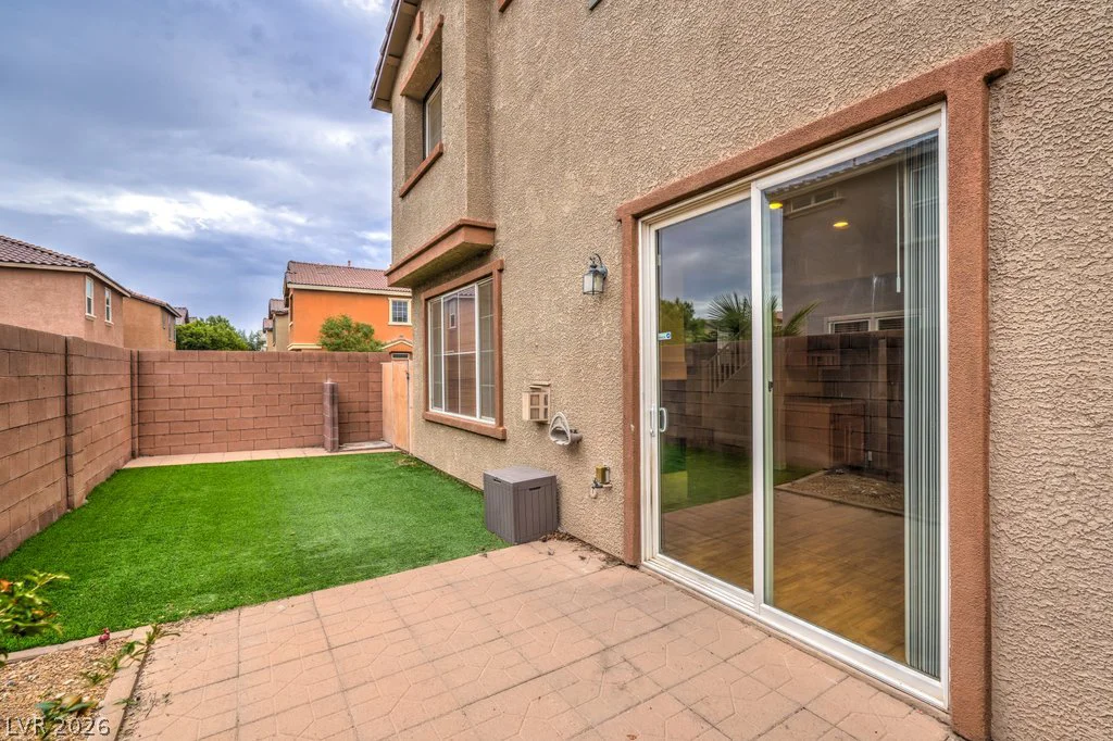 8684 Rowland Bluff, Las Vegas, NV 89178