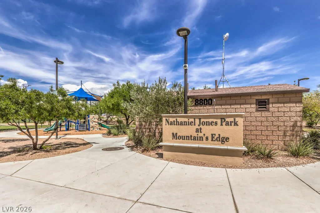 8684 Rowland Bluff, Las Vegas, NV 89178