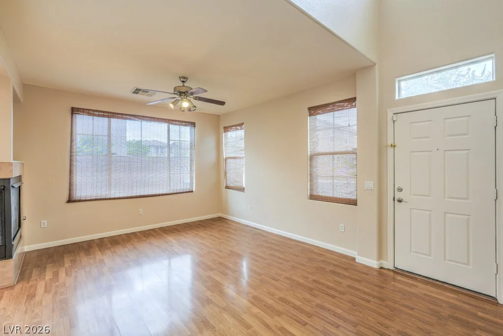 8684 Rowland Bluff, Las Vegas, NV 89178