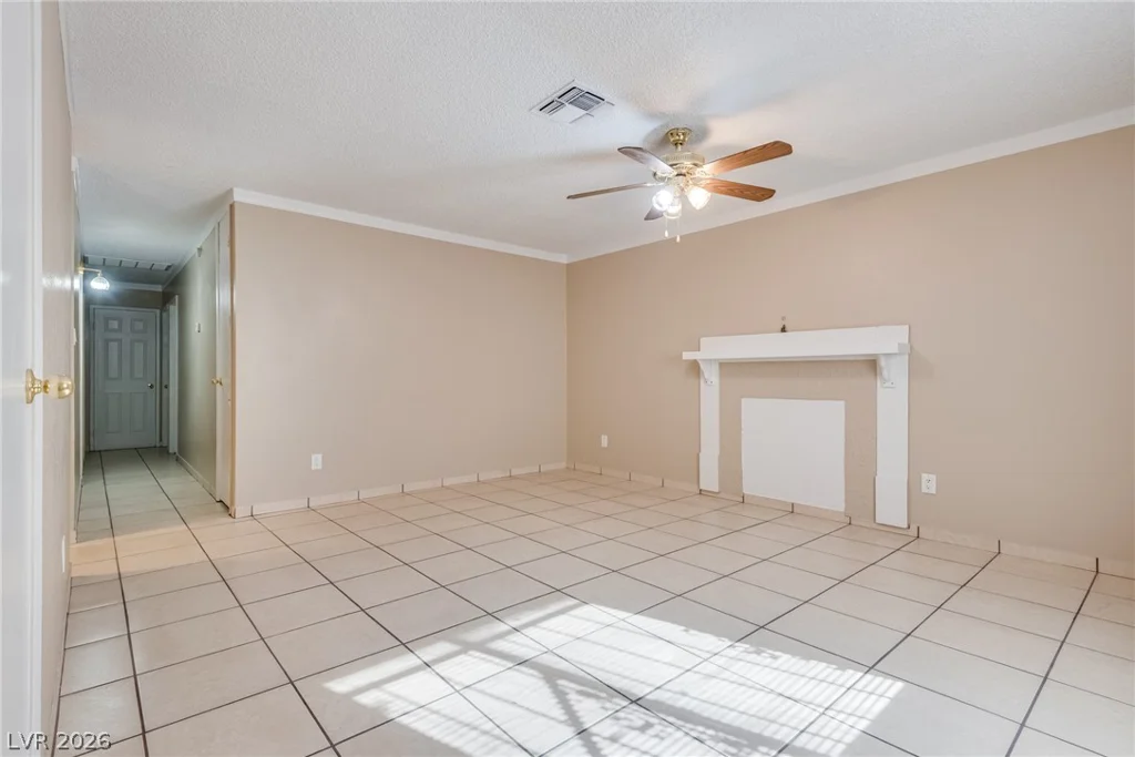 1106 I, Las Vegas, NV 89106