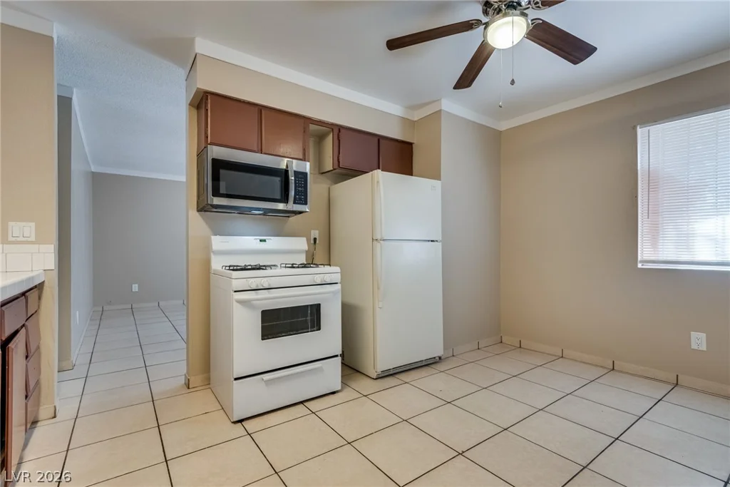 1106 I, Las Vegas, NV 89106
