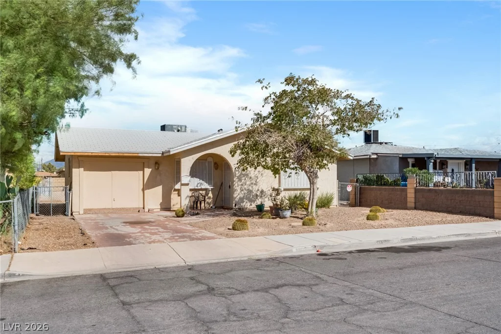 1106 I, Las Vegas, NV 89106