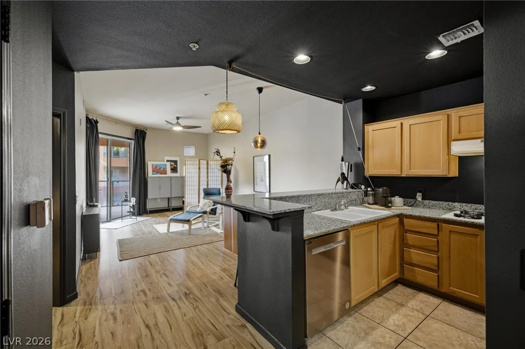 15 Agate, Las Vegas, NV 89123