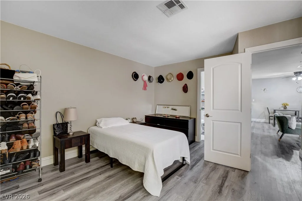 445 Lamb, Las Vegas, NV 89110