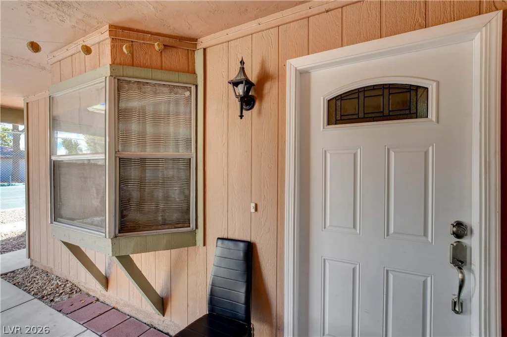 445 Lamb, Las Vegas, NV 89110
