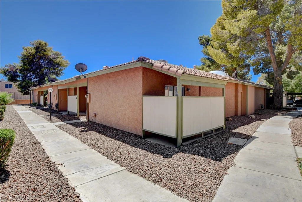 445 Lamb, Las Vegas, NV 89110