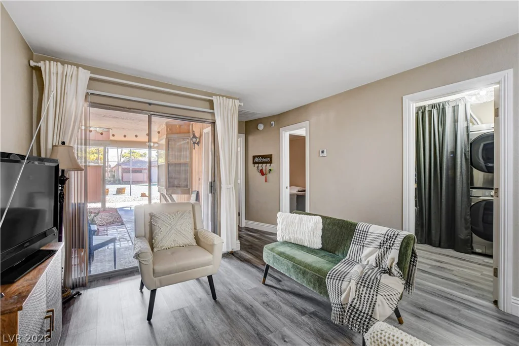 445 Lamb, Las Vegas, NV 89110