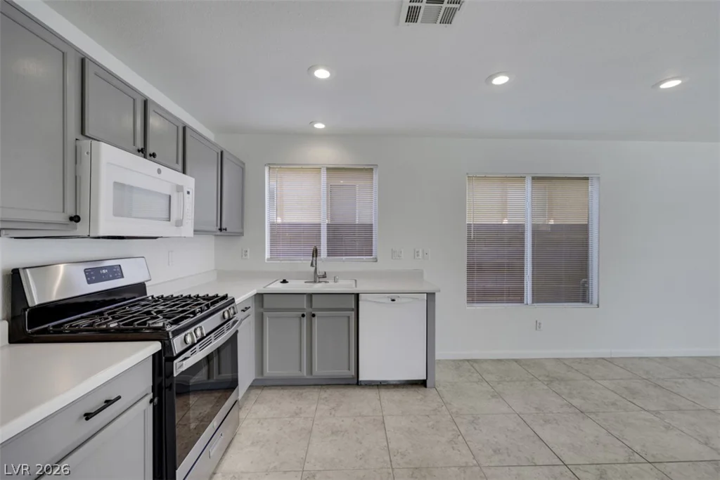 3244 Little Stream, Las Vegas, NV 89135