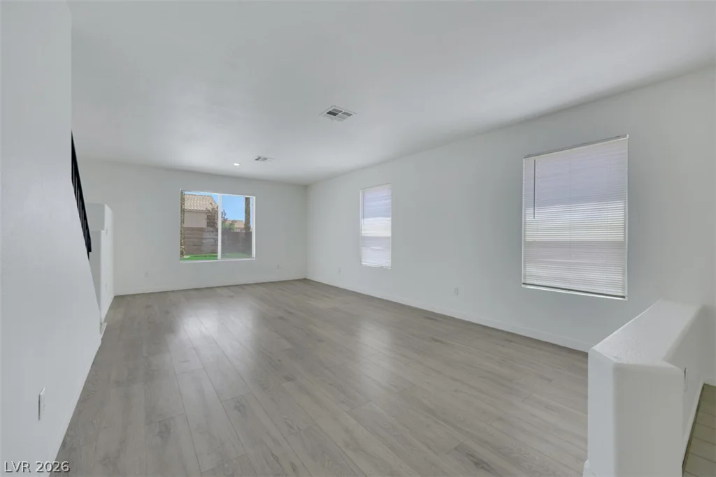 3244 Little Stream, Las Vegas, NV 89135