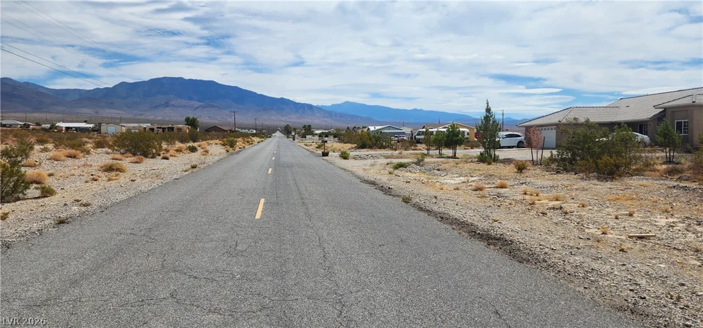 521/581 Train, Pahrump, NV 89060