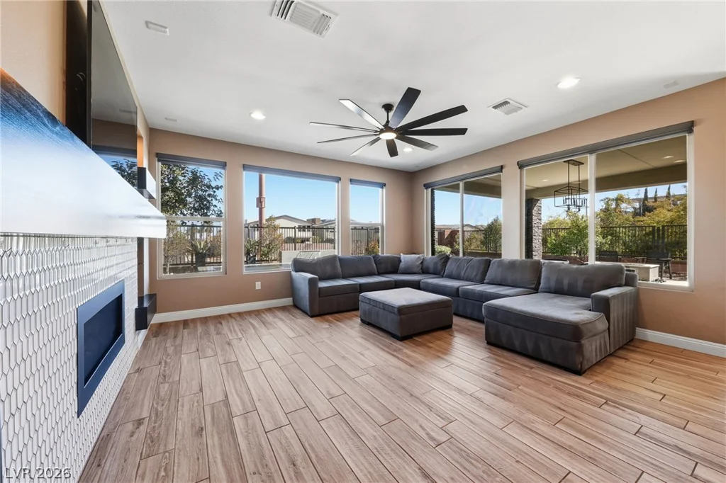 6044 Andezano, Las Vegas, NV 89135