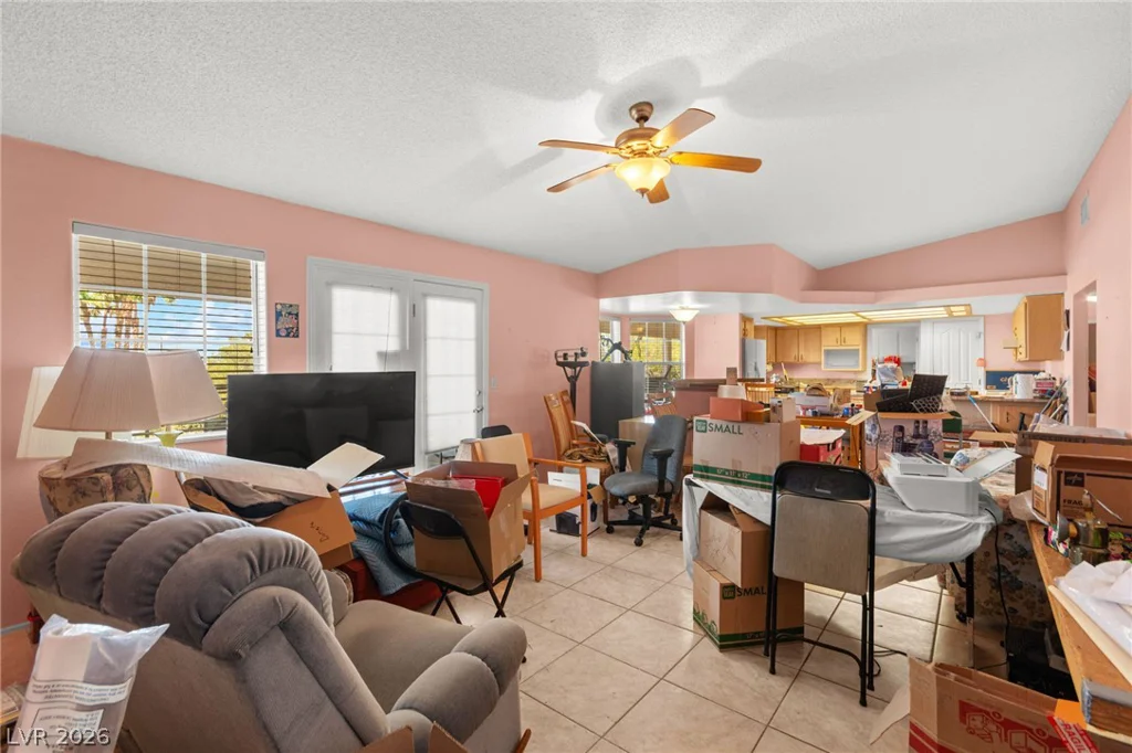 270 Middleton, Henderson, NV 89015