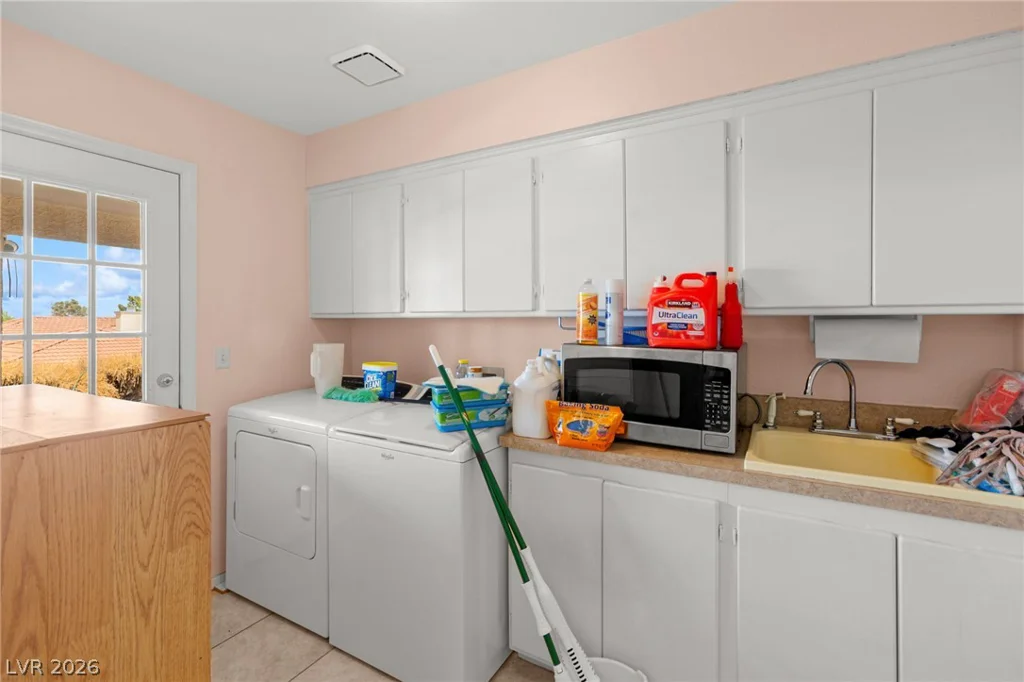 270 Middleton, Henderson, NV 89015