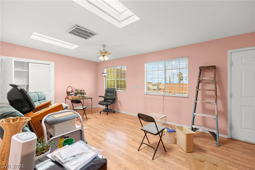 270 Middleton, Henderson, NV 89015