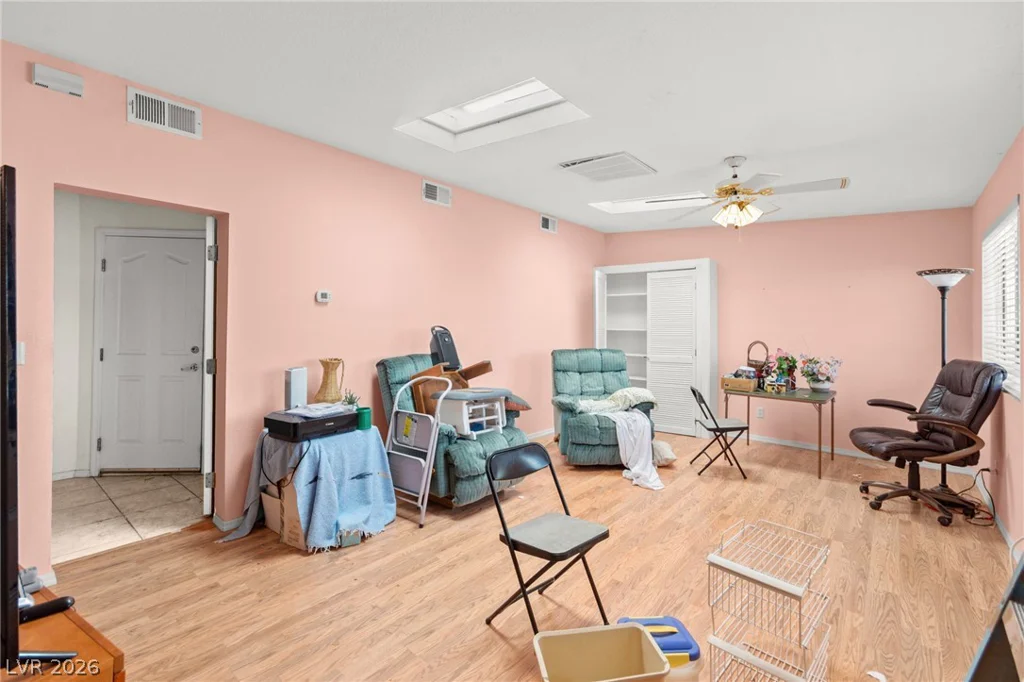 270 Middleton, Henderson, NV 89015