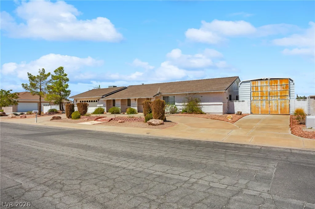 270 Middleton, Henderson, NV 89015
