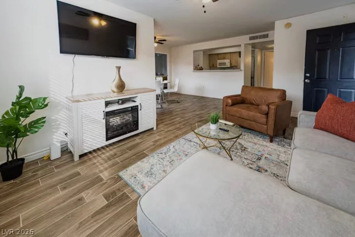 555 Silverado Ranch, Las Vegas, NV 89183