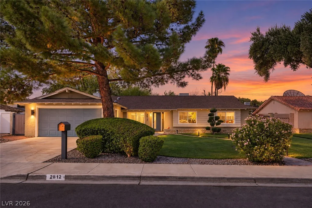 2812 Burton, Las Vegas, NV 89102