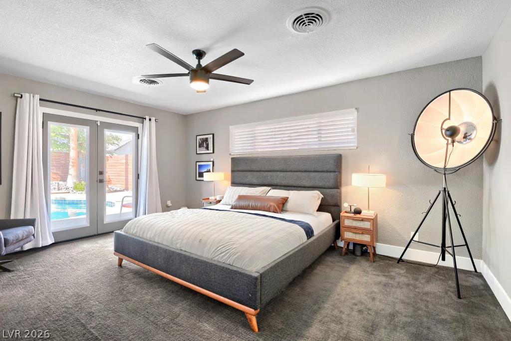 2812 Burton, Las Vegas, NV 89102