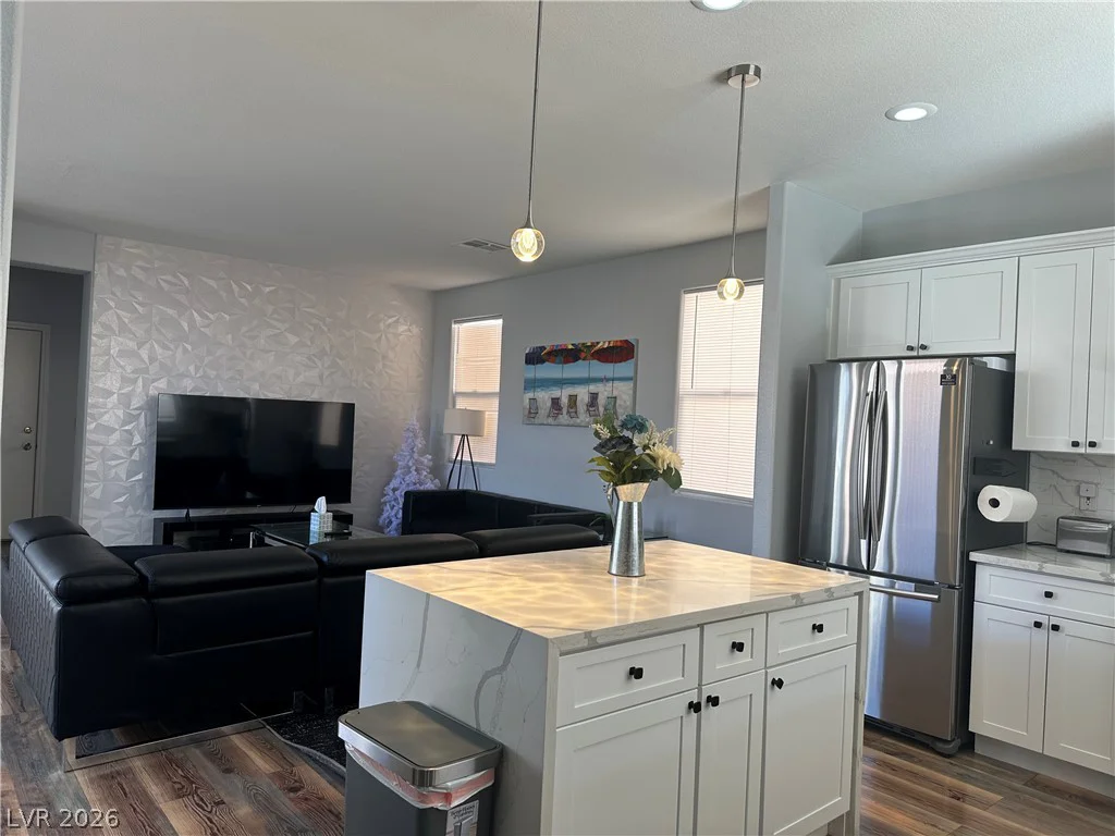 8901 Kingswood, Las Vegas, NV 89147