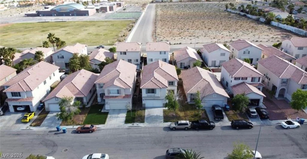 8901 Kingswood, Las Vegas, NV 89147