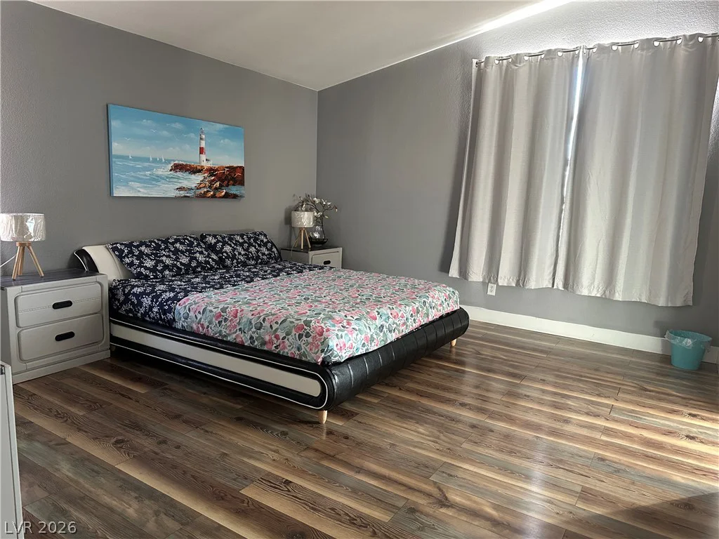 8901 Kingswood, Las Vegas, NV 89147