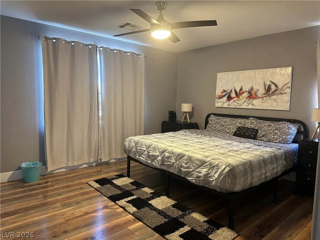 8901 Kingswood, Las Vegas, NV 89147