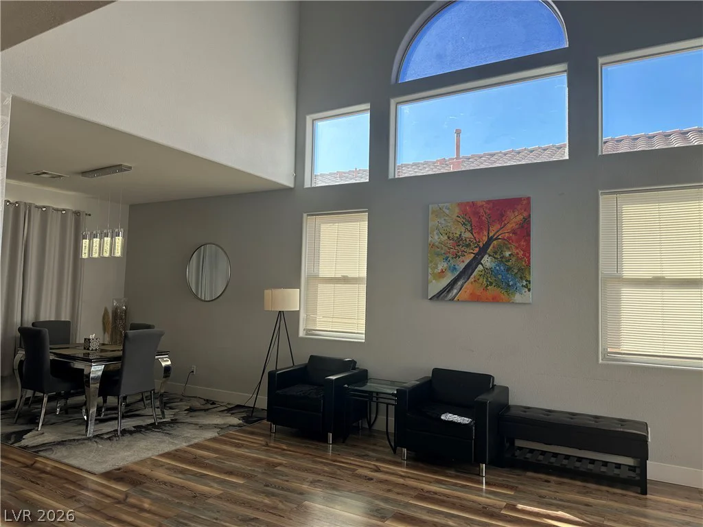 8901 Kingswood, Las Vegas, NV 89147
